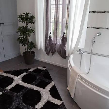 Bed & Breakfast La Demeure D'eirene 2*